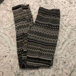 Patterned leggings
